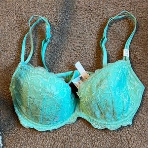 PINK lightly lined bra